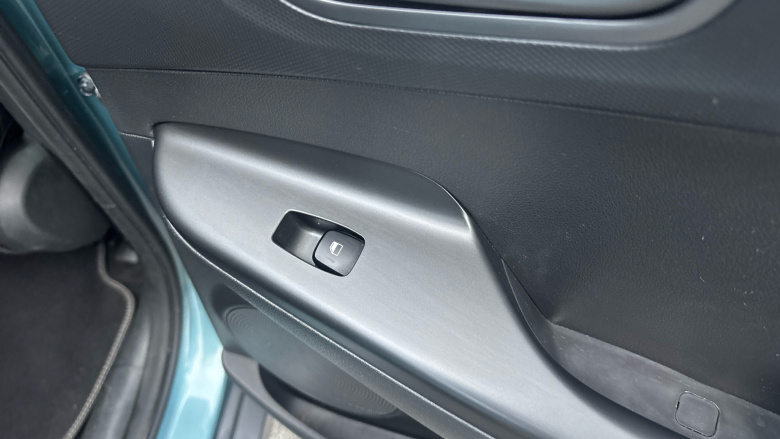 Hyundai Kona 150kW Premium 64kWh 5dr Auto Electric Hatchback